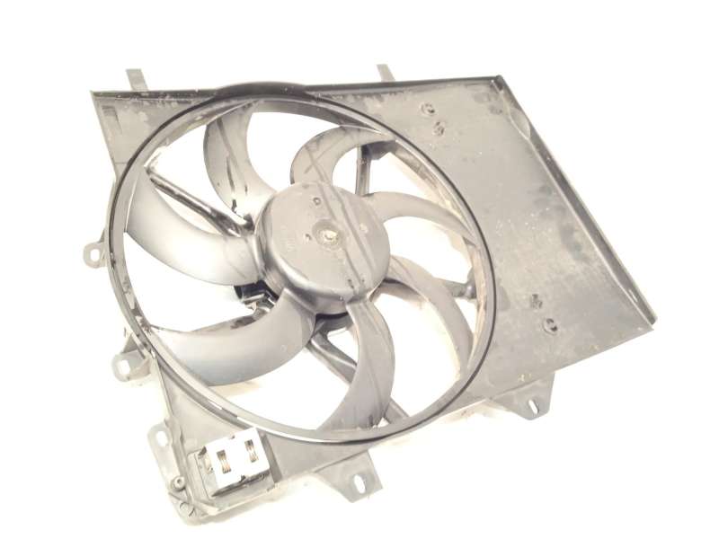 Recambio de electroventilador para citroën c4 cactus 1.2 thp 110 referencia OEM IAM 9801559180 1610781580 FS2084 - Gris 2