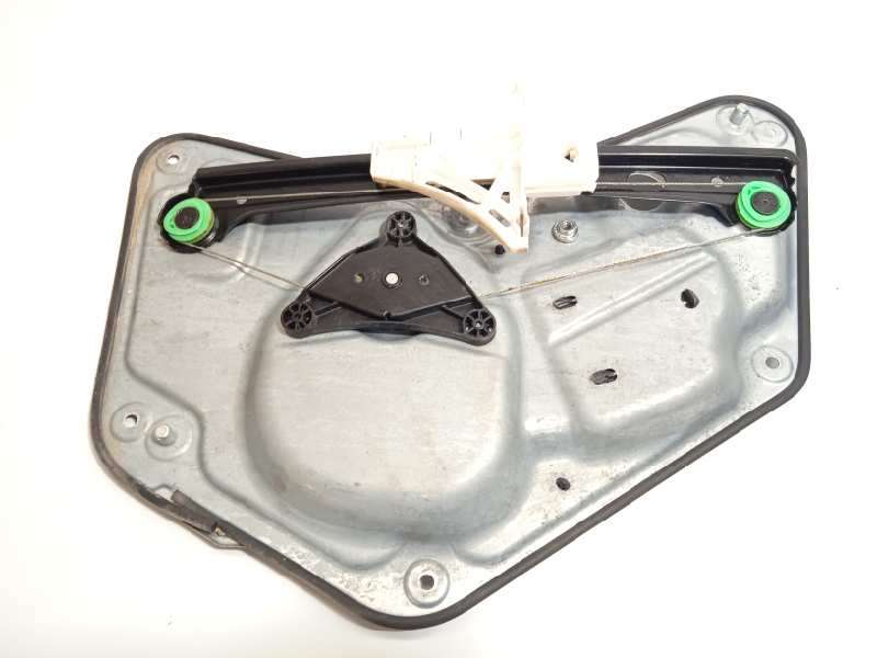 Recambio de elevalunas trasero derecho para skoda yeti 1.2 tsi referencia OEM IAM 5L0839402B 7N0959795F 5L0959812A - Blanco 2