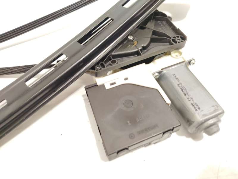 Recambio de elevalunas delantero izquierdo para volkswagen passat cc b6 (357) 2.0 tdi referencia OEM IAM 3C8837461J - Negro 2
