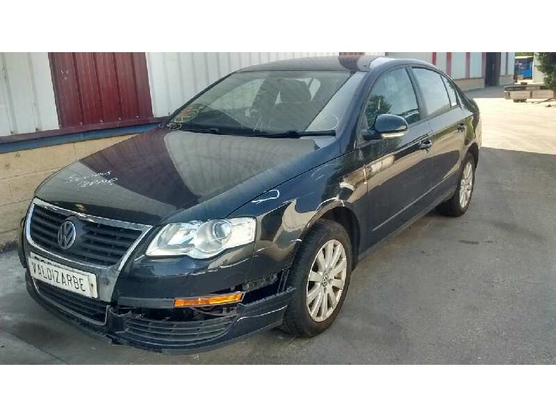 VOLKSWAGEN PASSAT BERLINA (3C2)