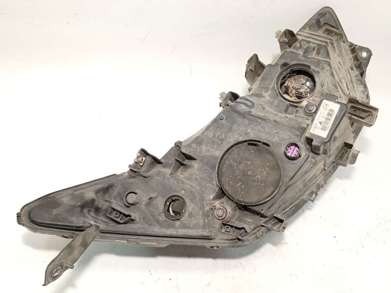 Recambio de faro izquierdo para iveco daily vi furgoneta 33s13, 35s13, 35c13 referencia OEM IAM 5801473750 - Blanco 5
