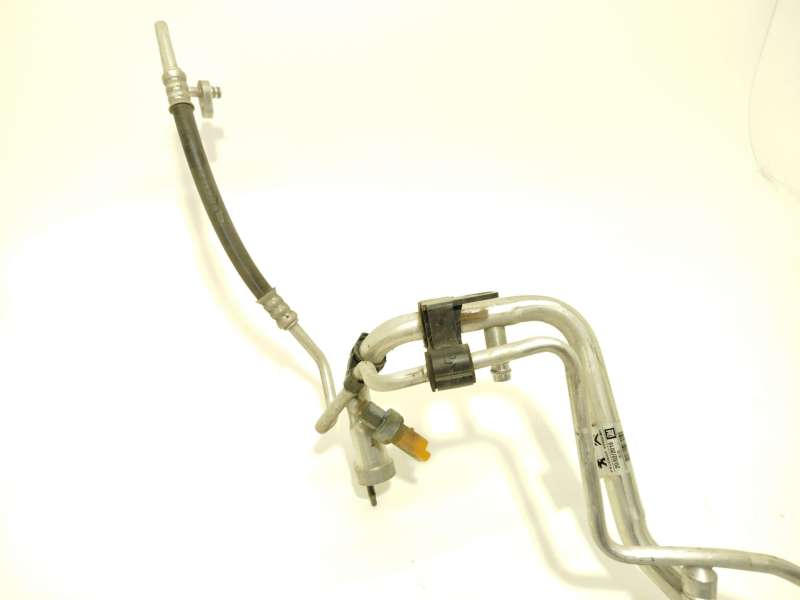 Recambio de tubos aire acondicionado para peugeot 308 ii (lb_, lp_, lw_, lh_, l3_) 1.2 thp 130 referencia OEM IAM 9831702080 2