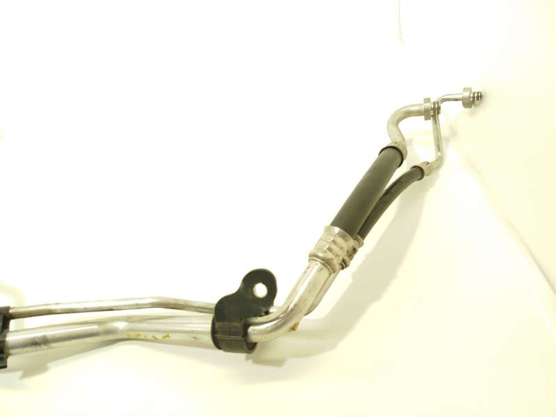Recambio de tubos aire acondicionado para peugeot 308 ii (lb_, lp_, lw_, lh_, l3_) 1.2 thp 130 referencia OEM IAM 9831702080 3