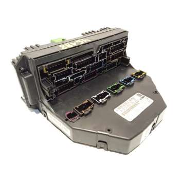 CAJA RELES / FUSIBLES A2129009025 F005V01624