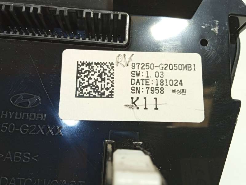 Recambio de mando climatizador para hyundai ioniq (ae) 1.6 gdi hybrid referencia OEM IAM 97250G2050MBI 4