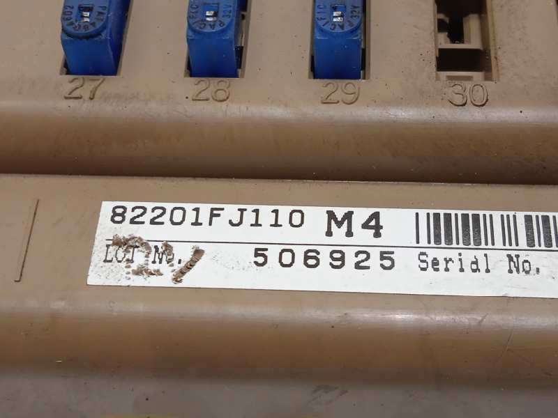 Recambio de caja reles / fusibles para subaru xv 2.0 diesel cat referencia OEM IAM 82201FJ110 - Negro 3