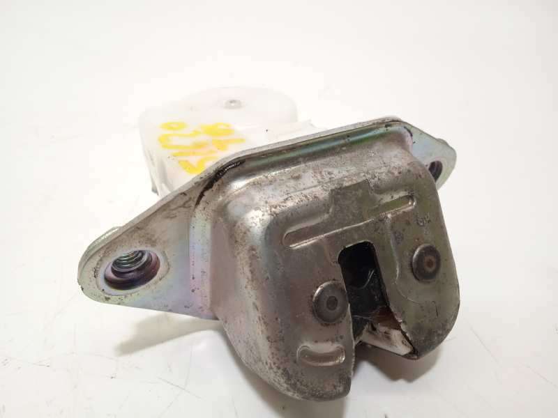 CERRADURA MALETERO / PORTON 63032FG101 