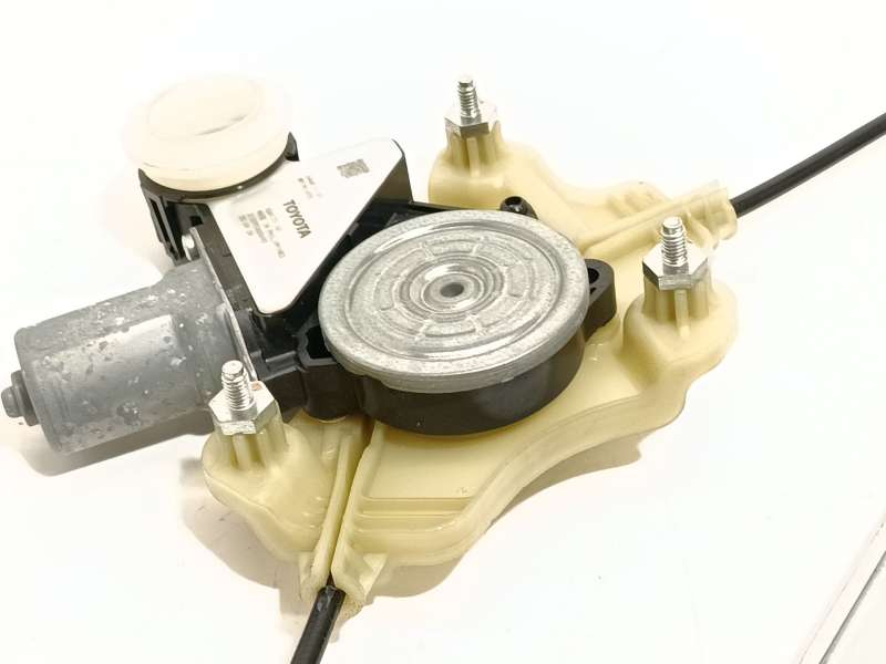Recambio de elevalunas trasero izquierdo para toyota c-hr (_x1_) 2.0 hybrid (maxh10) referencia OEM IAM 69840F4050 - Blanco 4
