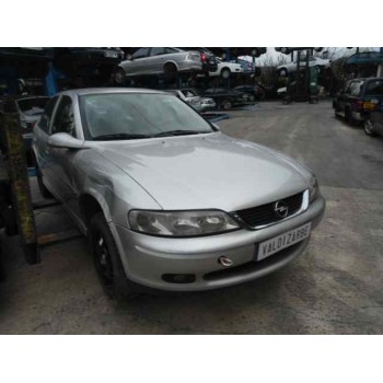 opel vectra b berlina del año 1999