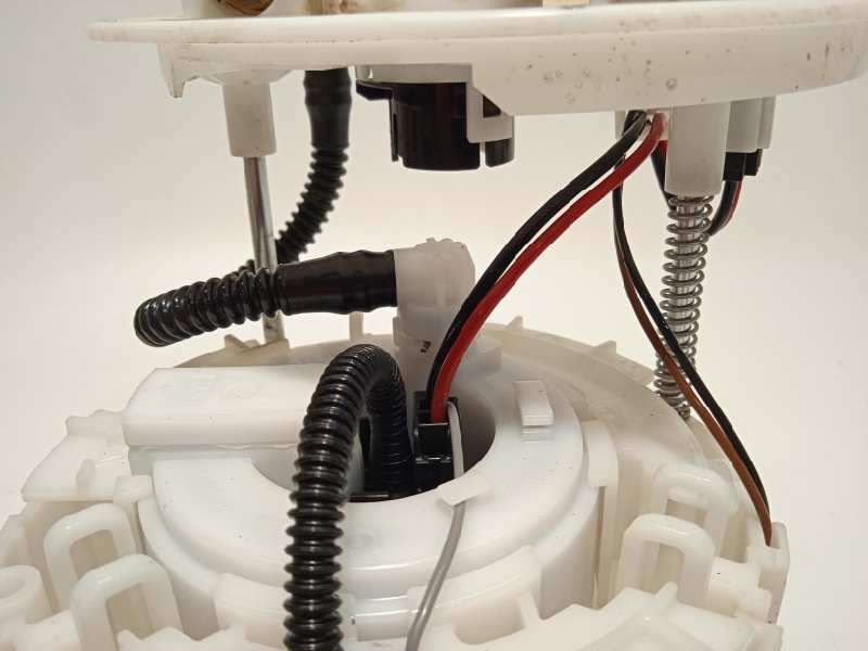 Recambio de bomba combustible para hyundai i30 (pd) 1.0 tgdi cat referencia OEM IAM 31110G4100 33040G4100 - Blanco 4
