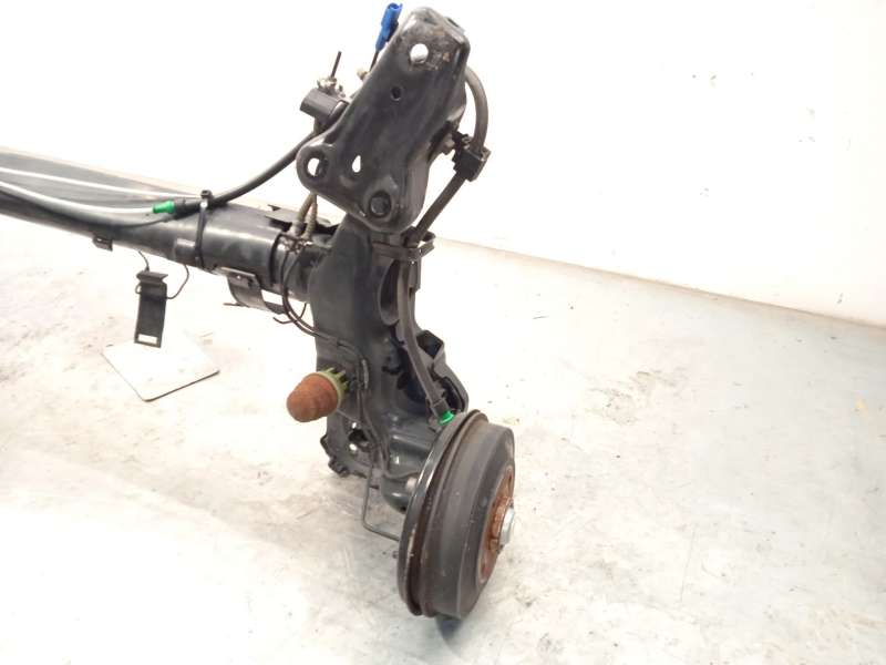 Recambio de puente trasero para citroën c4 cactus 1.2 thp 110 referencia OEM IAM 1607197180 - Gris 3