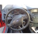 FORD FOCUS III SEDÁN