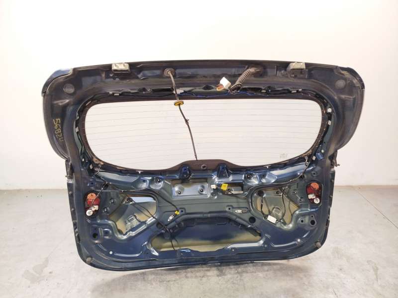 Recambio de porton trasero para kia carens iv 1.6 gdi referencia OEM IAM 73700A4040 - Verde 6