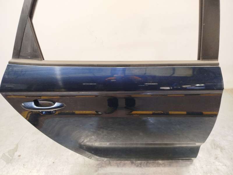 Recambio de puerta trasera derecha para kia carens iv 1.6 gdi referencia OEM IAM 77004A4000 - Verde 5