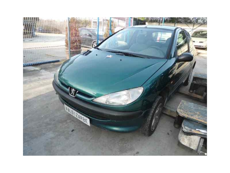 PEUGEOT 206 BERLINA
