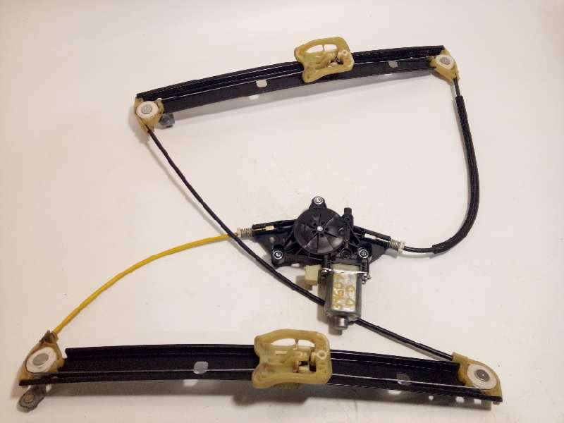 Recambio de elevalunas delantero derecho para audi a4 berlina (8w2) 2.0 16v tdi referencia OEM IAM 8W0837462  8W0959802 2
