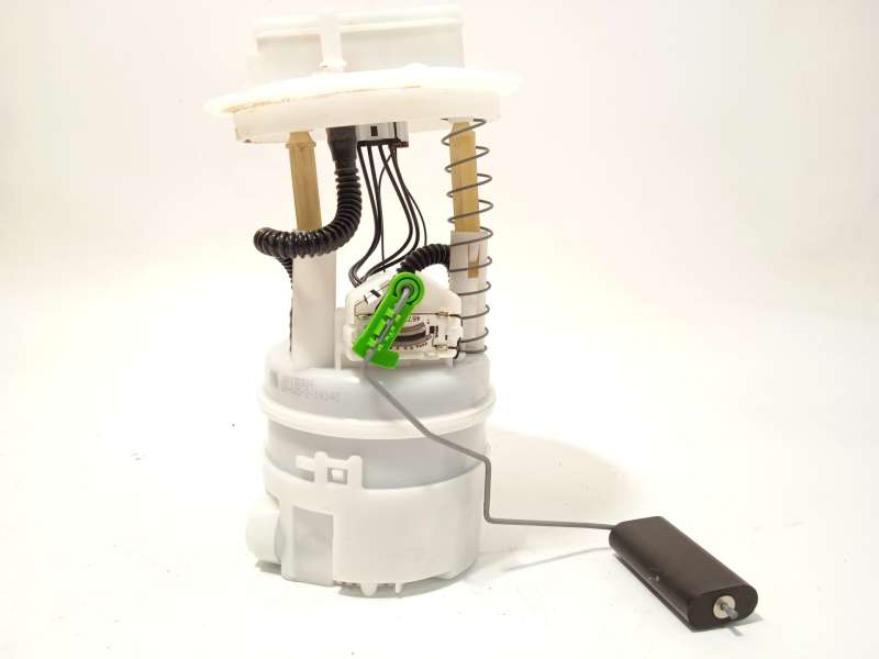 Recambio de bomba combustible para dacia sandero iii 1.0 tce 90 referencia OEM IAM 172028107R - Blanco 2