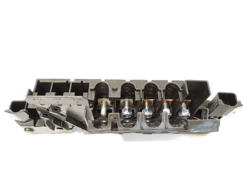 Recambio de caja reles / fusibles para land rover range rover sport referencia OEM IAM HPLA14A073JB  LR092944 - Blanco 2