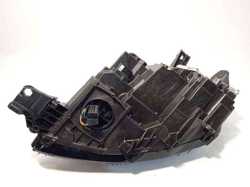 Recambio de faro derecho para volkswagen t7 1.4 ehybrid referencia OEM IAM 7T1941082A 3