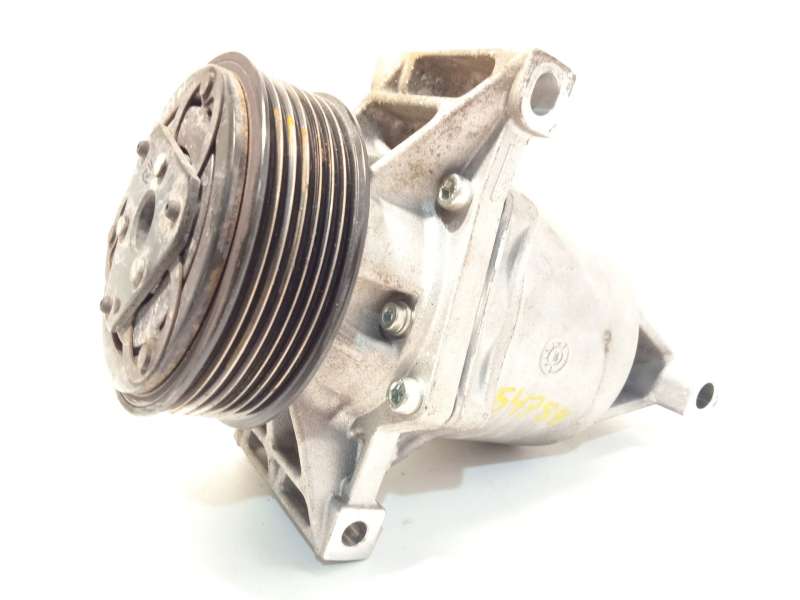 Recambio de compresor aire acondicionado para dacia sandero iii 1.0 tce 90 referencia OEM IAM 926008469R - Blanco 2