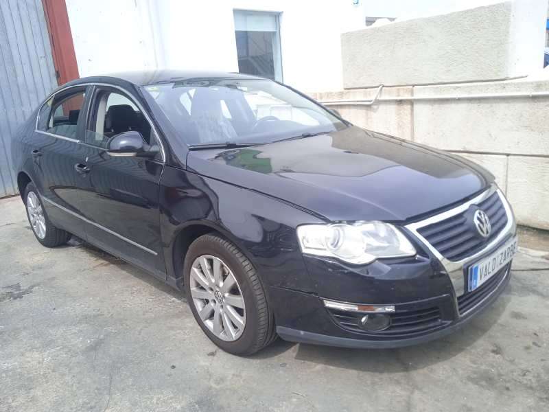 VOLKSWAGEN PASSAT BERLINA (3C2)