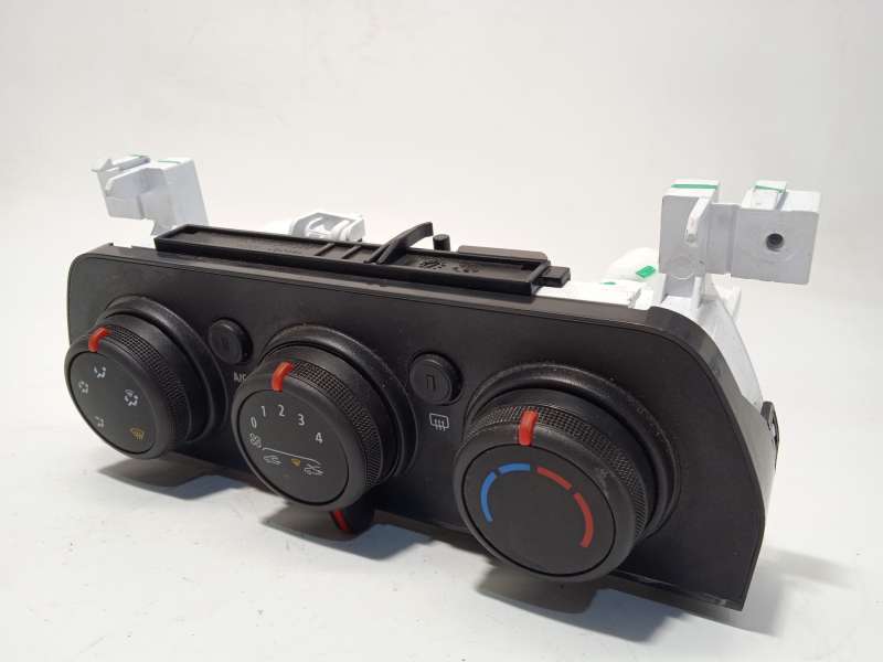 Recambio de mando calefaccion / aire acondicionado para dacia sandero iii 1.0 tce 90 referencia OEM IAM 275004395R - Blanco 2
