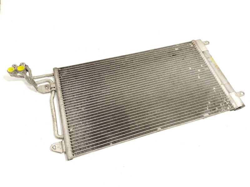 CONDENSADOR / RADIADOR AIRE ACONDICIONADO 6C0816411 
