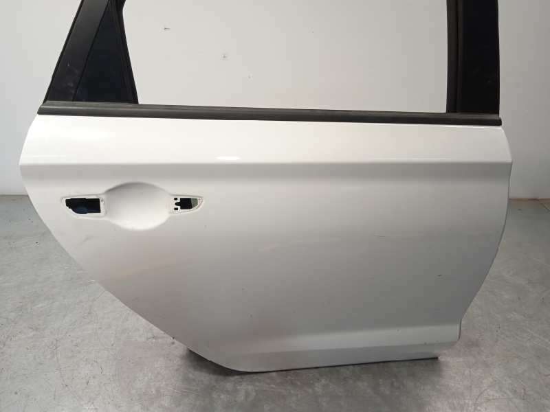 Recambio de puerta trasera derecha para hyundai i30 (pd) 1.0 tgdi cat referencia OEM IAM 77004G4700 - Blanco 3