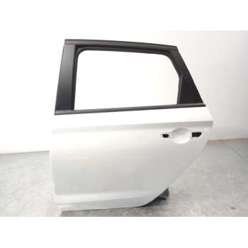 PUERTA TRASERA IZQUIERDA 77003G4700 
