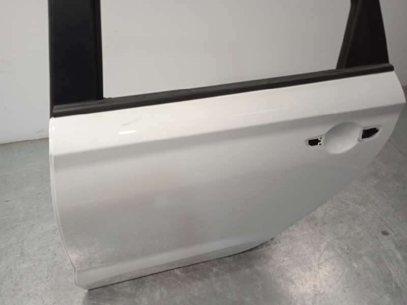 Recambio de puerta trasera izquierda para hyundai i30 (pd) 1.0 tgdi cat referencia OEM IAM 77003G4700 - Blanco 2