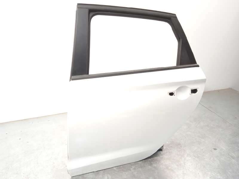 Recambio de puerta trasera izquierda para hyundai i30 (pd) 1.0 tgdi cat referencia OEM IAM 77003G4700 - Blanco 4