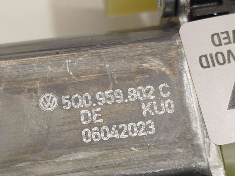 Recambio de elevalunas delantero izquierdo para volkswagen tiguan (ad1, ax1) 2.0 tdi referencia OEM IAM 5NA837461A 5Q0959802C 5