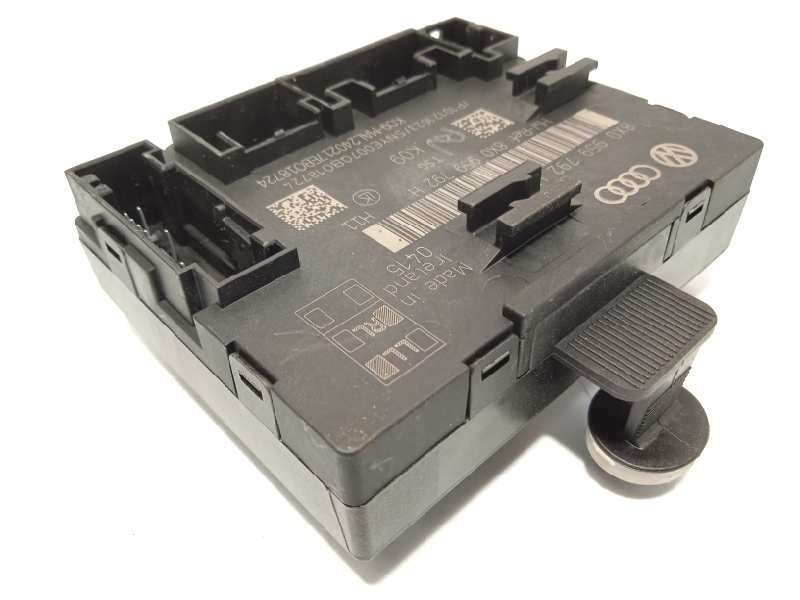 Recambio de centralita confort para audi q3 (8ug) 2.0 16v tfsi referencia OEM IAM 8X0959792H - Blanco 2