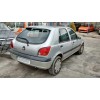 ford fiesta berlina (dx) del año 2002