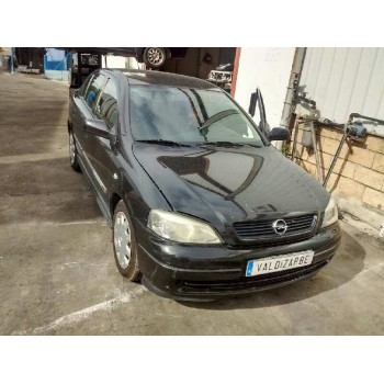 opel astra g berlina del año 2000