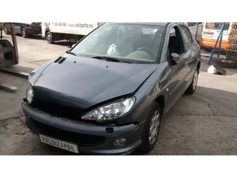 PEUGEOT 206 BERLINA