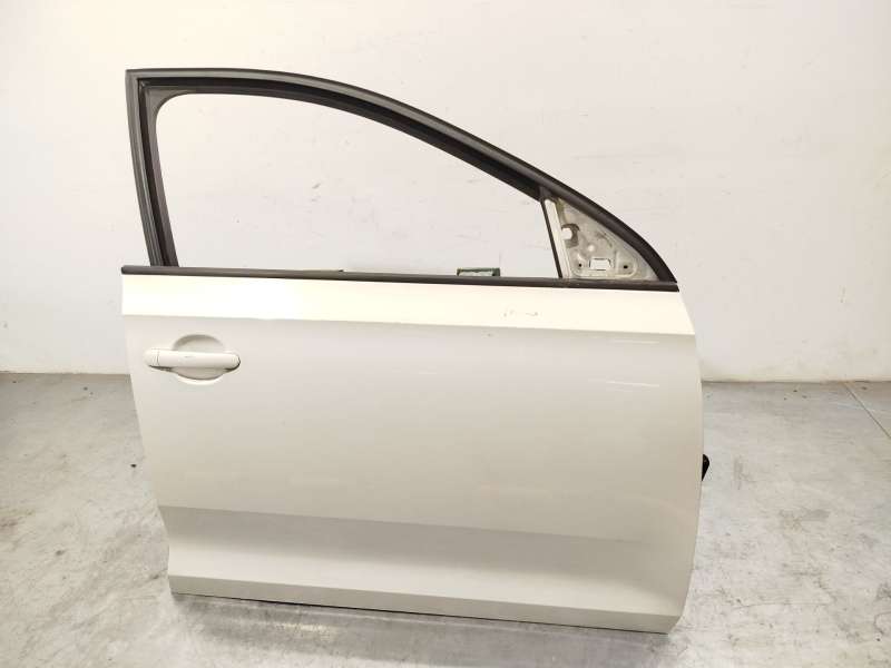 Recambio de puerta delantera derecha para skoda rapid (nh3, nk3, nk6) 1.4 tdi referencia OEM IAM 5JA831052C 3