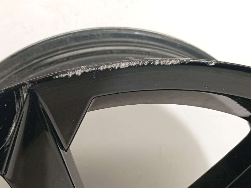 Recambio de llanta para volkswagen tiguan (ad1, ax1) 2.0 tdi referencia OEM IAM 5NA601025AMAX1 5