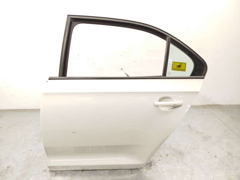 Recambio de puerta trasera izquierda para skoda rapid (nh3, nk3, nk6) 1.4 tdi referencia OEM IAM 5JA833051C 2