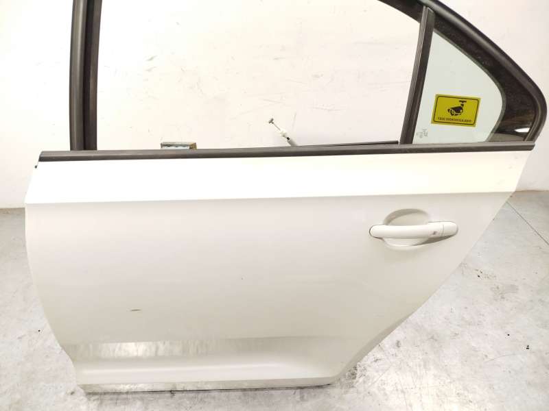 Recambio de puerta trasera izquierda para skoda rapid (nh3, nk3, nk6) 1.4 tdi referencia OEM IAM 5JA833051C 4