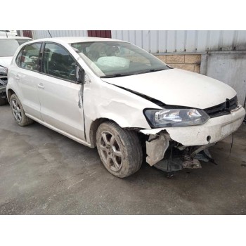 VOLKSWAGEN POLO (6R1)
