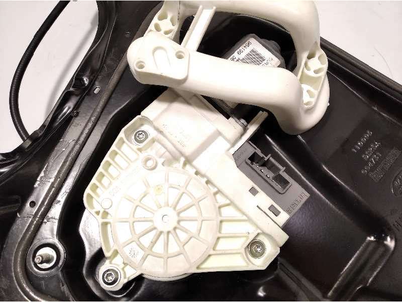Recambio de elevalunas delantero derecho para land rover range rover sport v6 td hse referencia OEM IAM CUR000141  964199100 2