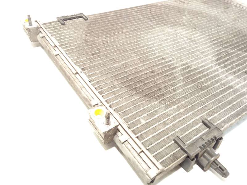 Recambio de condensador / radiador aire acondicionado para citroën c4 grand picasso i (ua_) 2.0 i 16v referencia OEM IAM 9682531 - Plata 2