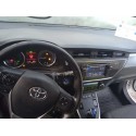 TOYOTA AURIS TOURING SPORTS (E18)