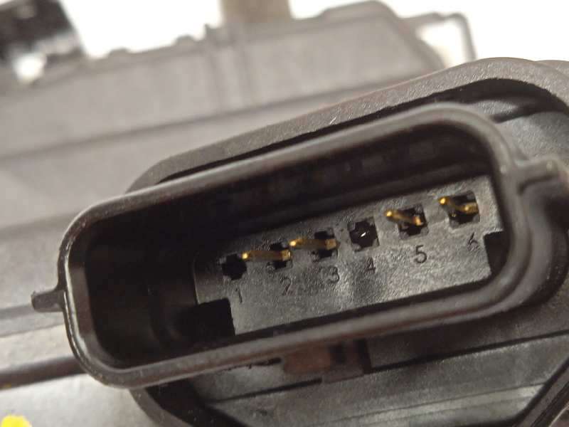 Recambio de cerradura puerta trasera derecha para renault captur 1.5 dci diesel fap referencia OEM IAM 805027072R 4