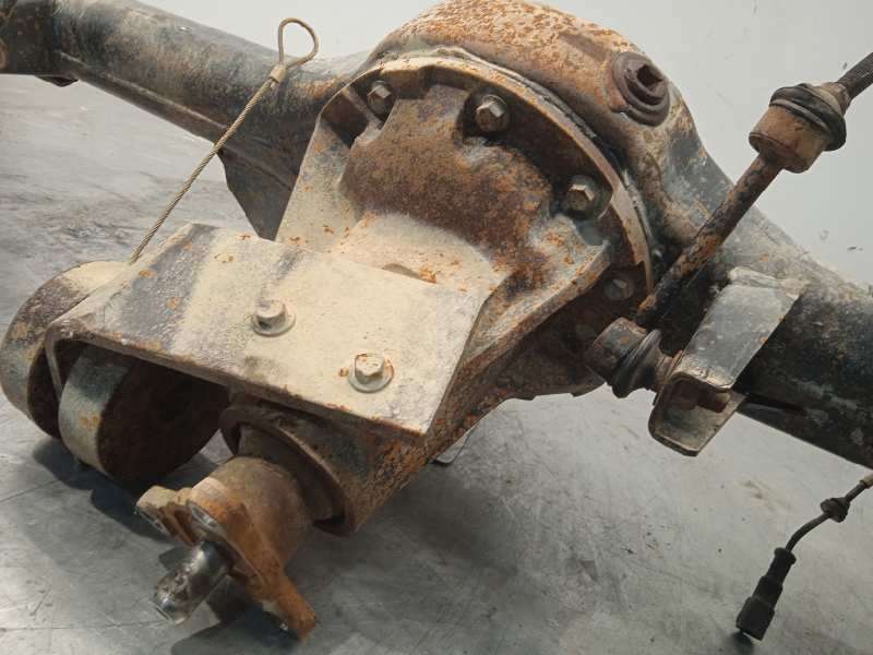 Recambio de puente trasero para land rover discovery (lt) 2.5 turbodiesel referencia OEM IAM TVK100520 - Blanco 2