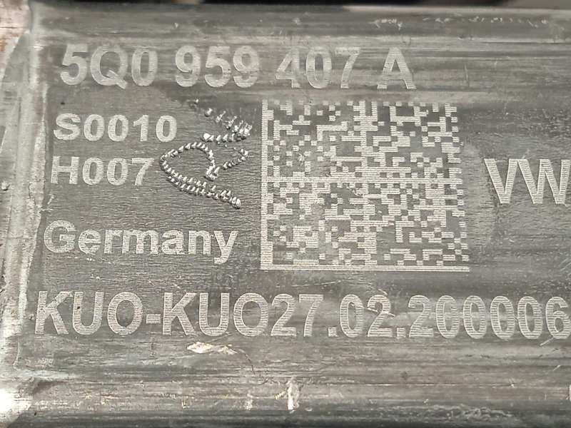 Recambio de elevalunas trasero izquierdo para seat ateca (kh7) reference referencia OEM IAM 575839461A 0130822725 5Q0959407A 4