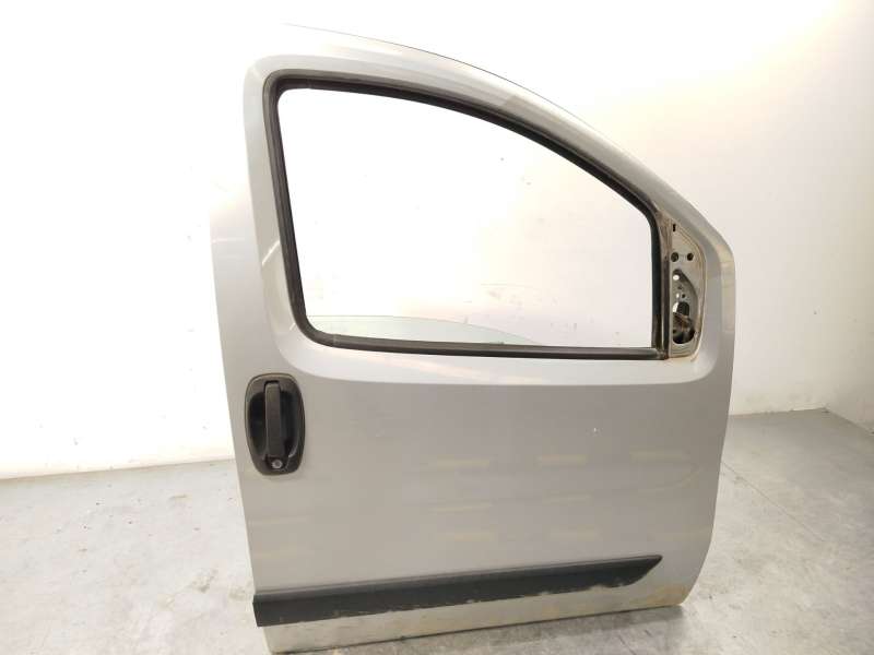 Recambio de puerta delantera derecha para citroën nemo monospace 1.4 hdi referencia OEM IAM 1636123880 - Plata 2