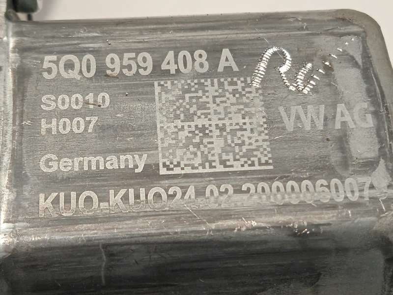 Recambio de elevalunas trasero derecho para seat ateca (kh7) reference referencia OEM IAM 575839462A 0130822724 5Q0959408A 4