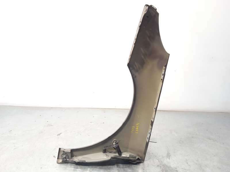 Recambio de aleta delantera derecha para peugeot 407 st confort referencia OEM IAM 7841Q9 2